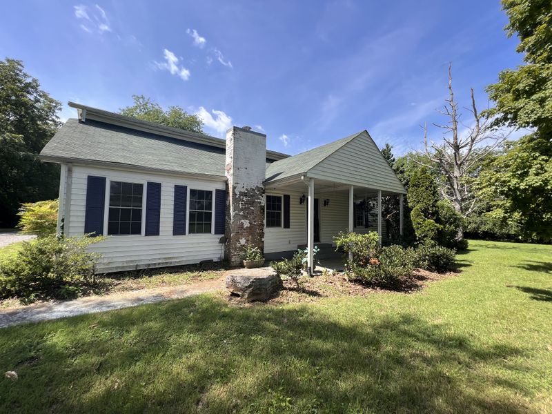 2804 Roy Arnold Rd, Murfreesboro, TN 37130