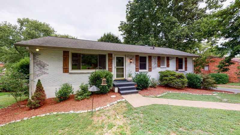 4814 E Longdale Dr, Nashville, TN 37211