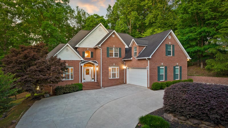 309 Clisby Austin Rd, Tunnel Hill, GA 30755
