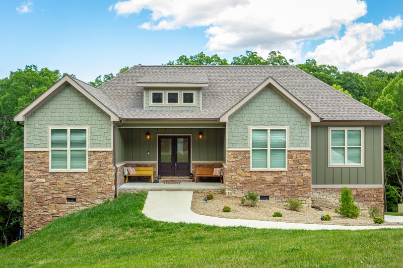 145 Magnolia Pl, Ringgold, GA 30736