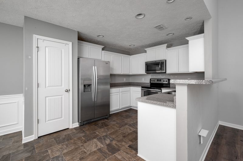1430 Halverson Dr, Murfreesboro, TN 37128