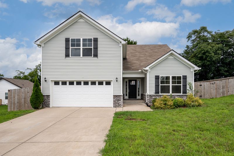 1430 Halverson Dr, Murfreesboro, TN 37128