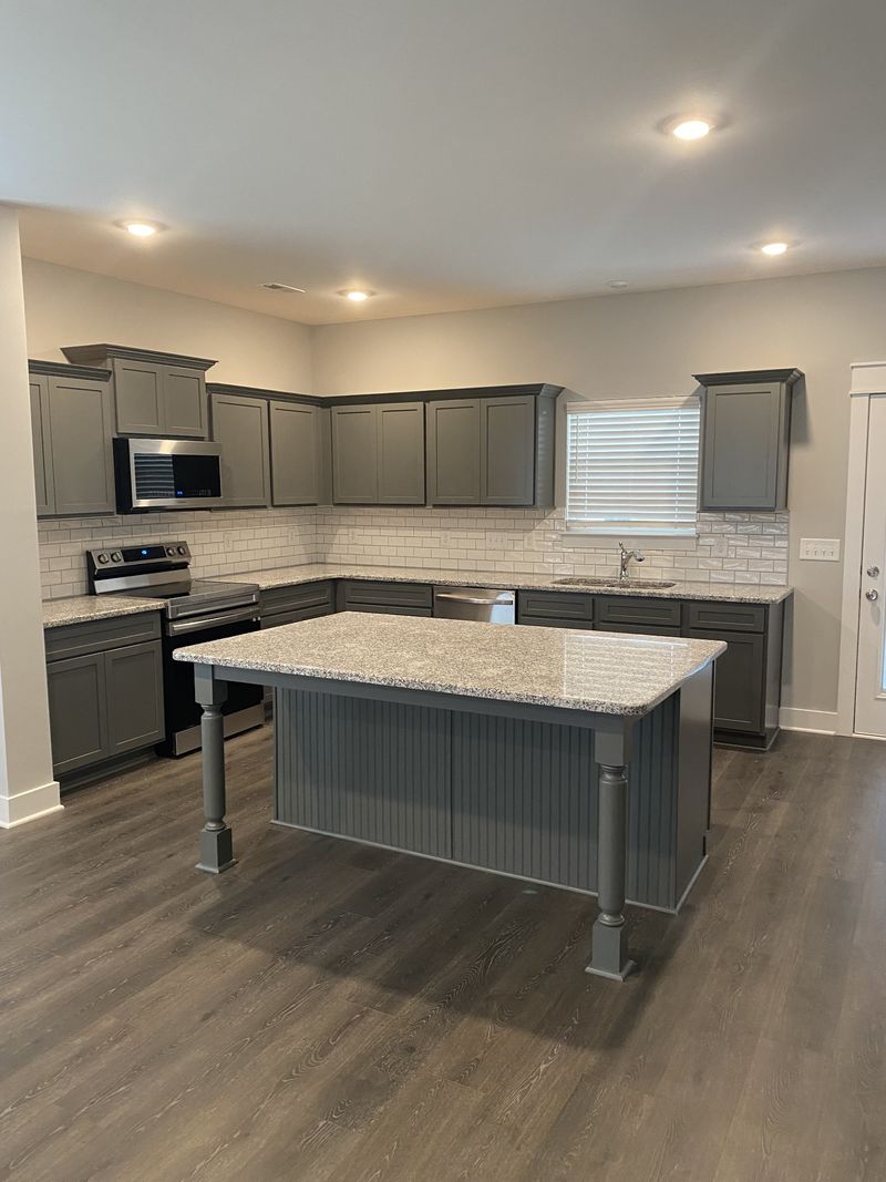 1128 General Marshall Ct, Murfreesboro, TN 37129