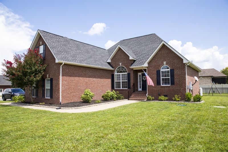 1014 Renee Dr, Christiana, TN 37037