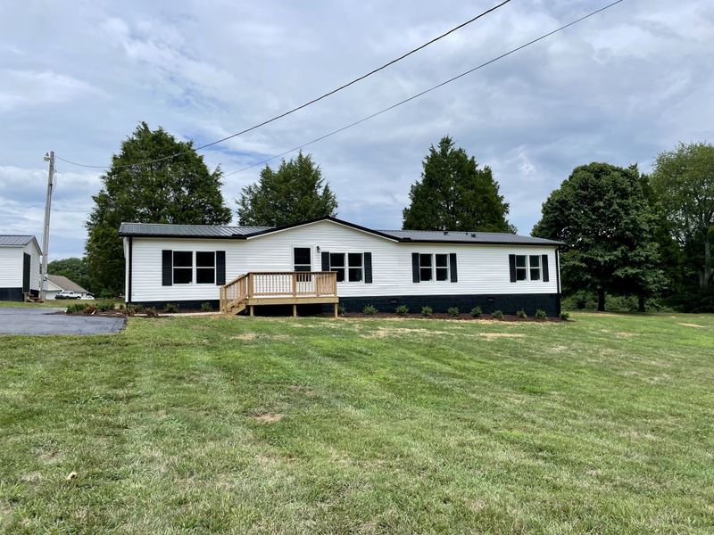 1482 Kelly Willis Rd, Greenbrier, TN 37073