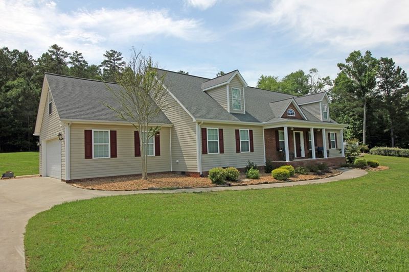 5037 Millstone Dr, Dalton, GA 30721