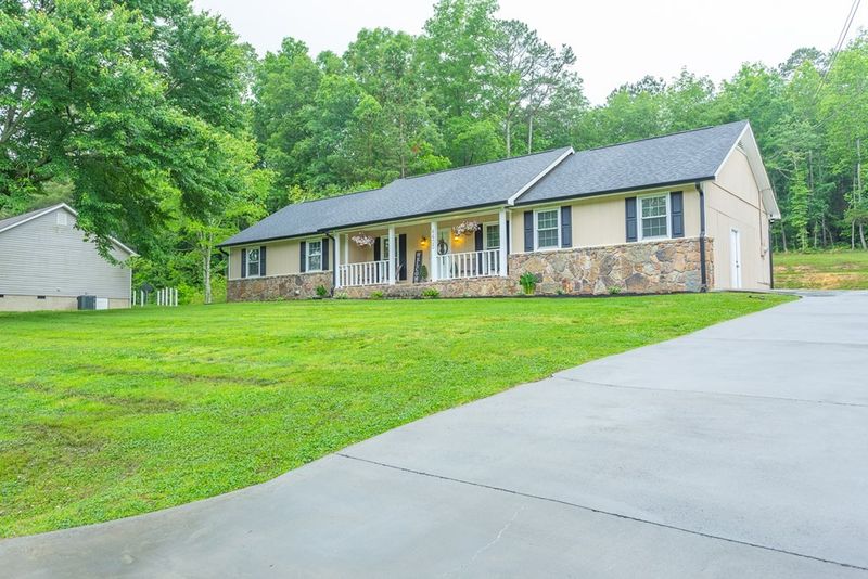 4405 Trailwood Dr, Cohutta, GA 30710