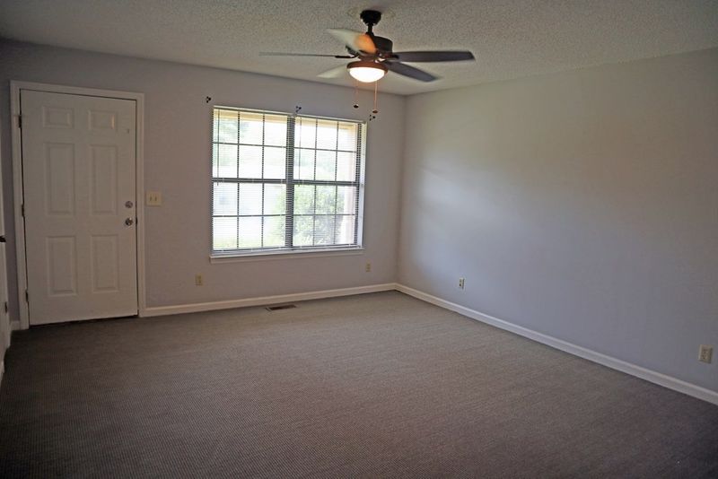108 Mallory Dr NW, Dalton, GA 30721