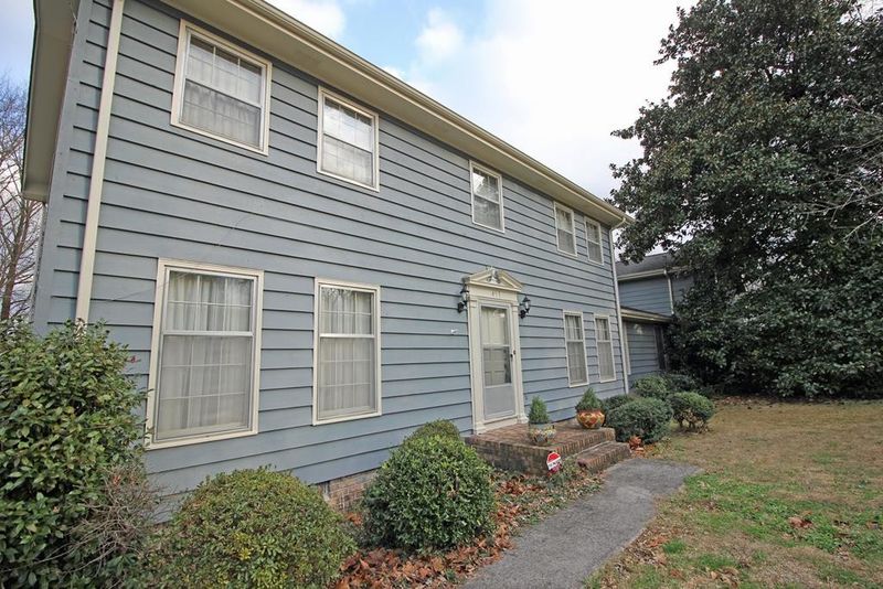 451 Castle Rd N, Dalton, GA 30720