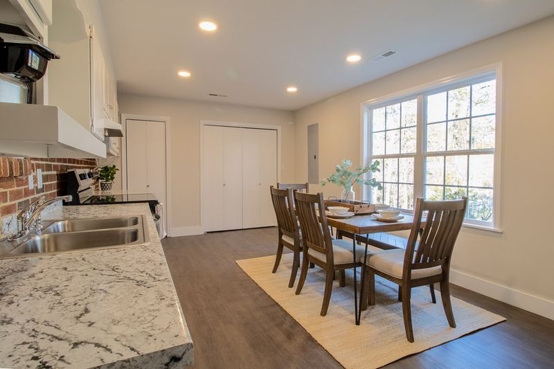 4320 Bass Dr NE, Dalton, GA 30721