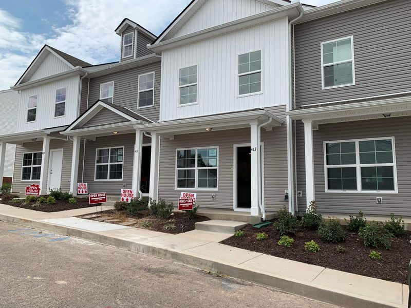 421 Carol Dr, Columbia, TN 38401