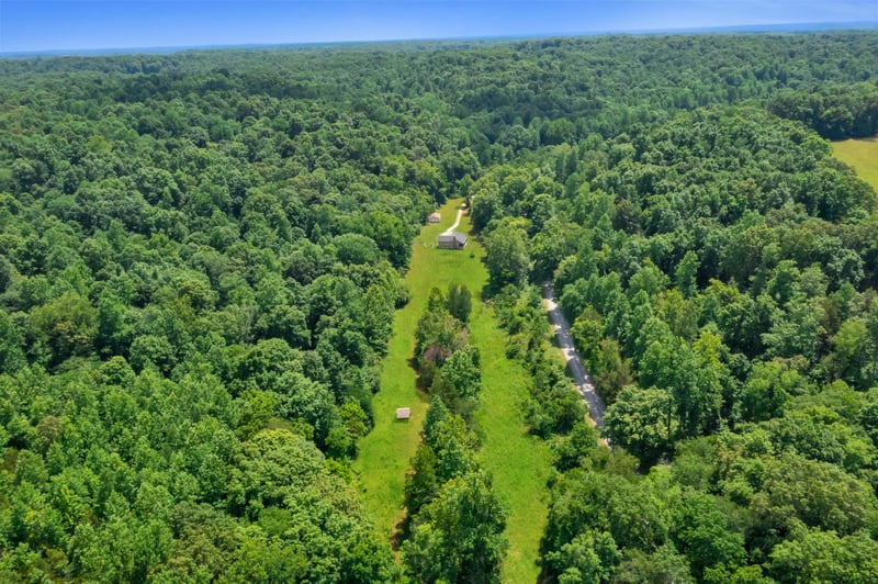 1010 Little Leatherwood Rd, Vanleer, TN 37181