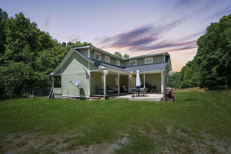 1010 Little Leatherwood Rd, Vanleer, TN 37181