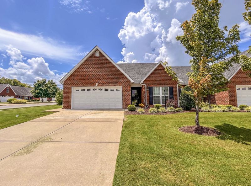3317 Berryside Dr, Murfreesboro, TN 37128