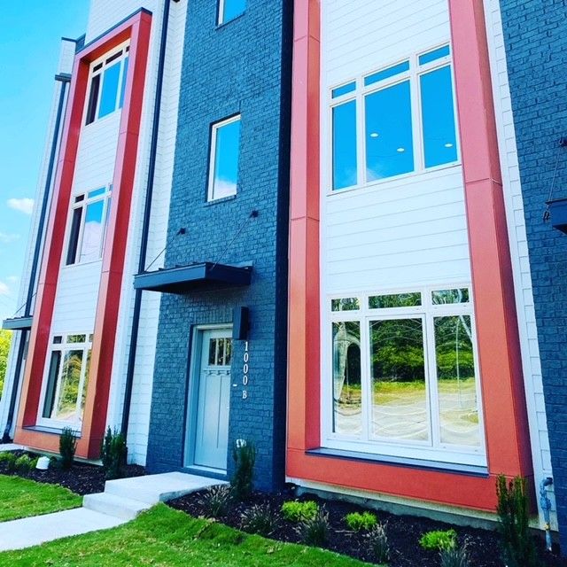 978 Youngs Ln, Nashville, TN 37207