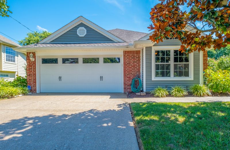 4432 S Trace Blvd, Old Hickory, TN 37138
