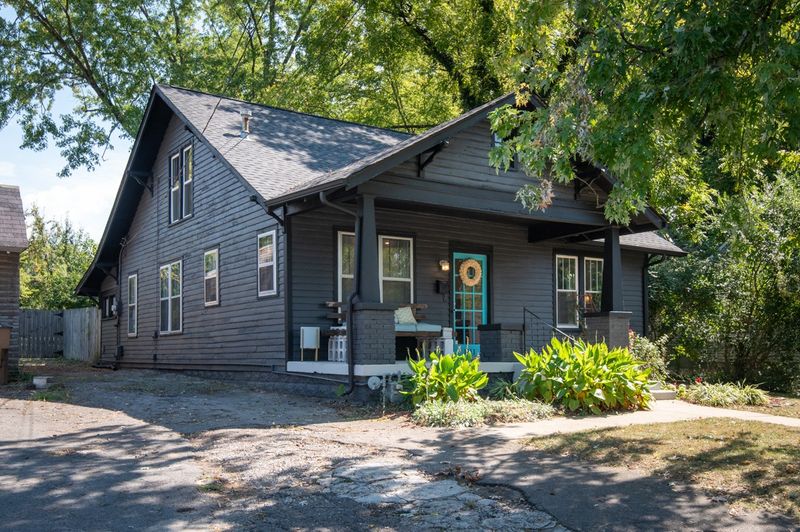 1111 Porter Rd, Nashville, TN 37206
