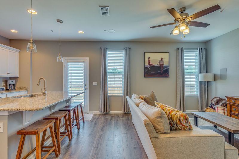 215 Esker Dr, Mount Juliet, TN 37122