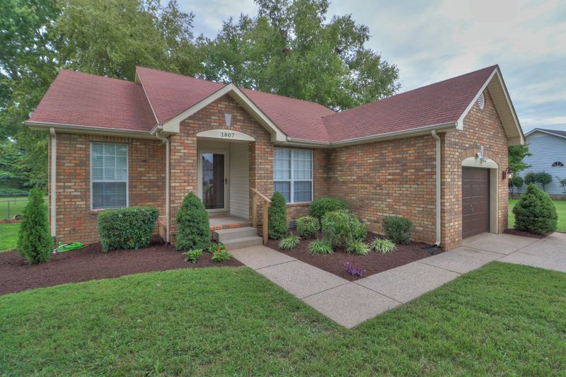 1807 Venada Trl, Murfreesboro, TN 37128