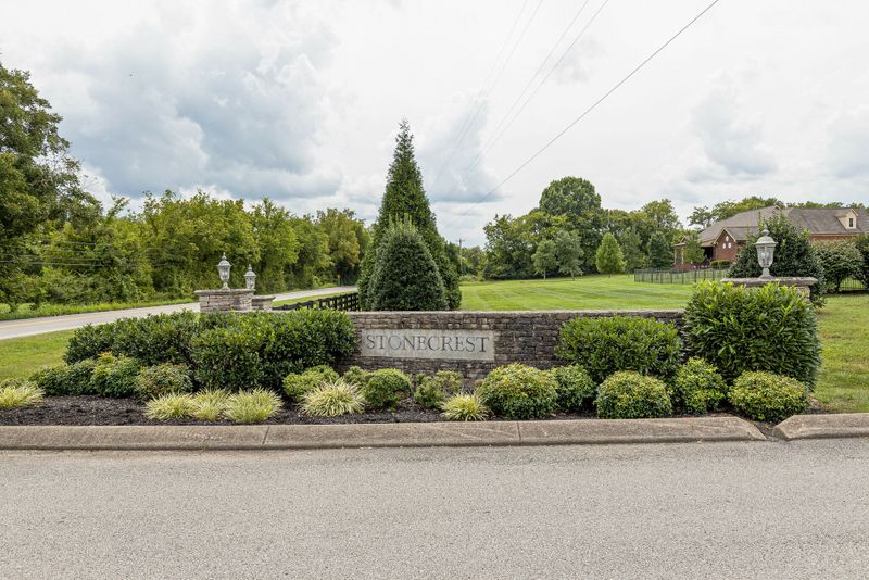3908 Amanda Beth Ct, Columbia, TN 38401