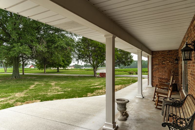 5462 S Lamont Rd, Springfield, TN 37172