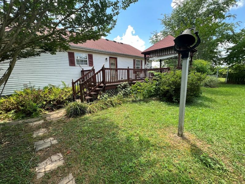 8411 E Gum Rd, Murfreesboro, TN 37127
