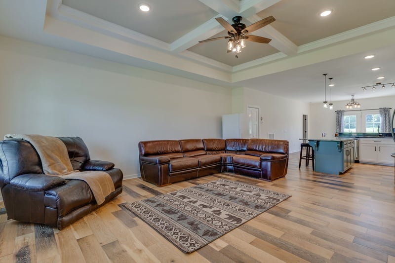 967 Bear Carr Rd, Westmoreland, TN 37186