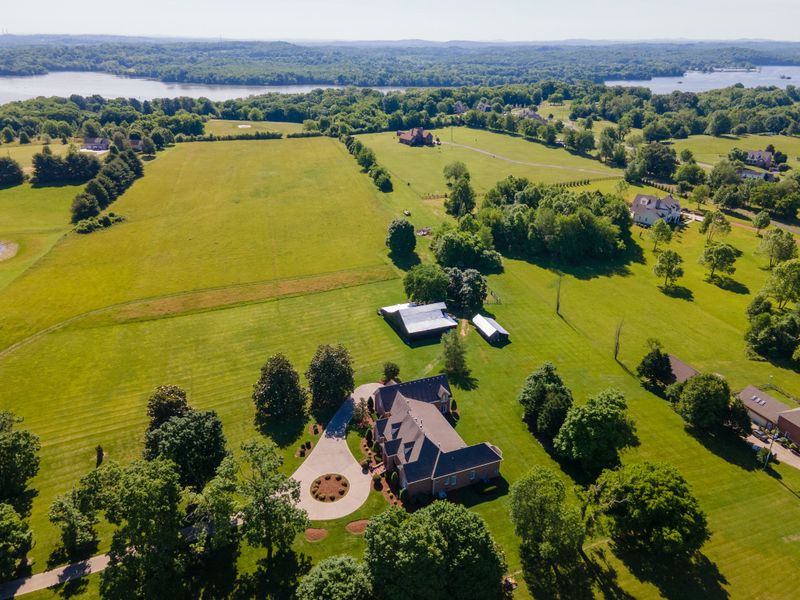 0 Cages Bend Rd, Gallatin, TN 37066