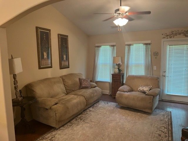 395 Devon Chase Hl #2302, Gallatin, TN 37066