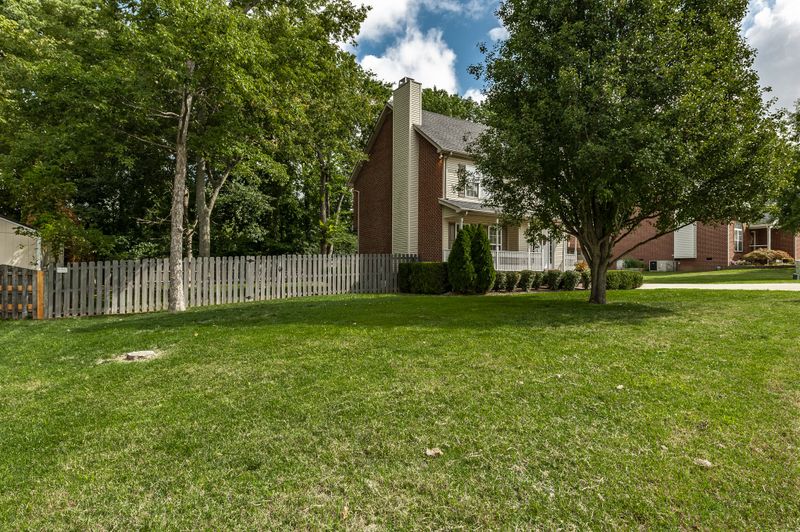 1021 Whitley Pl, Hendersonville, TN 37075