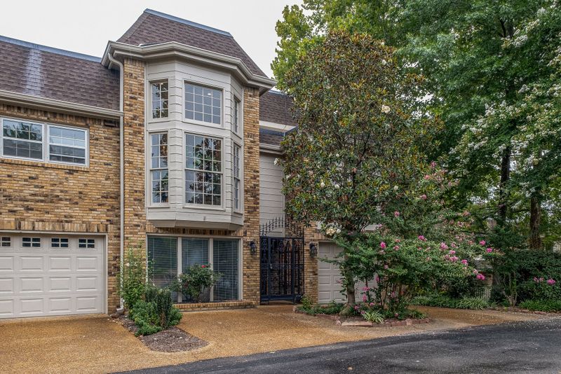 401 Bowling Ave #33, Nashville, TN 37205