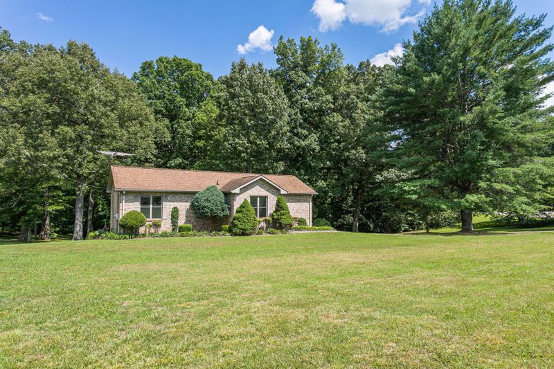 205 Turtle Neck Rd, Fairview, TN 37062
