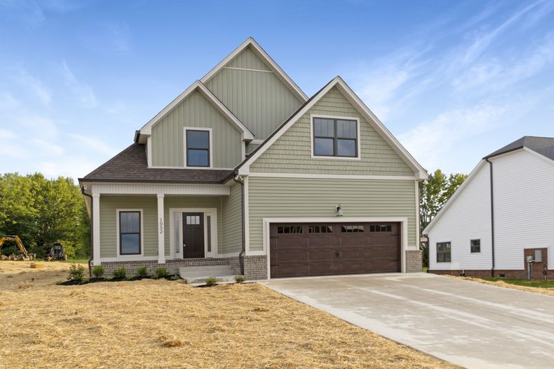 1052 Camden Trl, Greenbrier, TN 37073