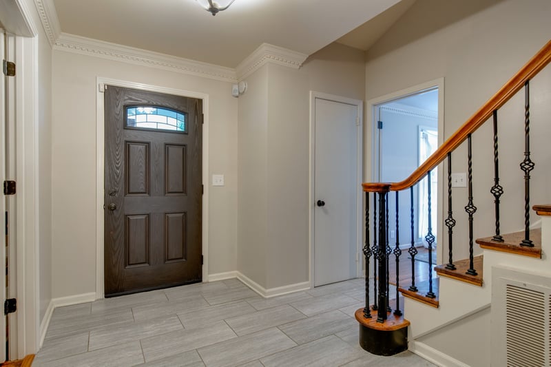 817 Forest Hills Dr, Nashville, TN 37220