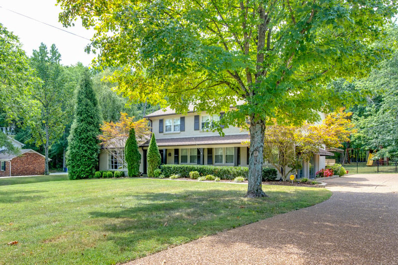 817 Forest Hills Dr, Nashville, TN 37220