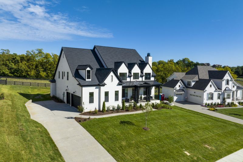 1746 Barrow Ln, Brentwood, TN 37027