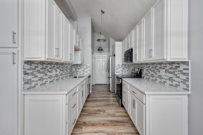 216 Fitzpatrick Pl, Nashville, TN 37214