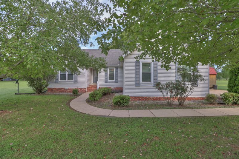 3150 Middleton Dr, Rockvale, TN 37153