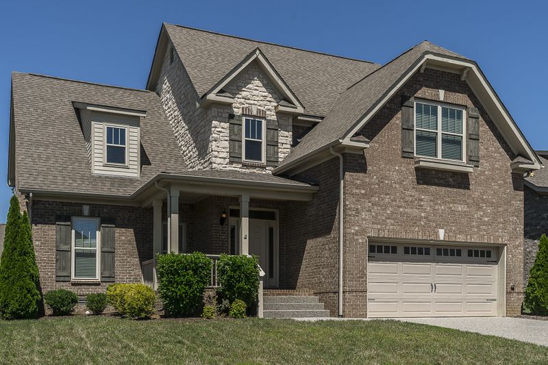 5015 Speight St, Spring Hill, TN 37174