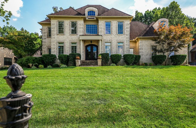 951 Twin View Dr, Murfreesboro, TN 37128