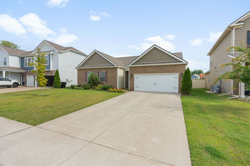 6415 Birchtree Dr, Murfreesboro, TN 37128