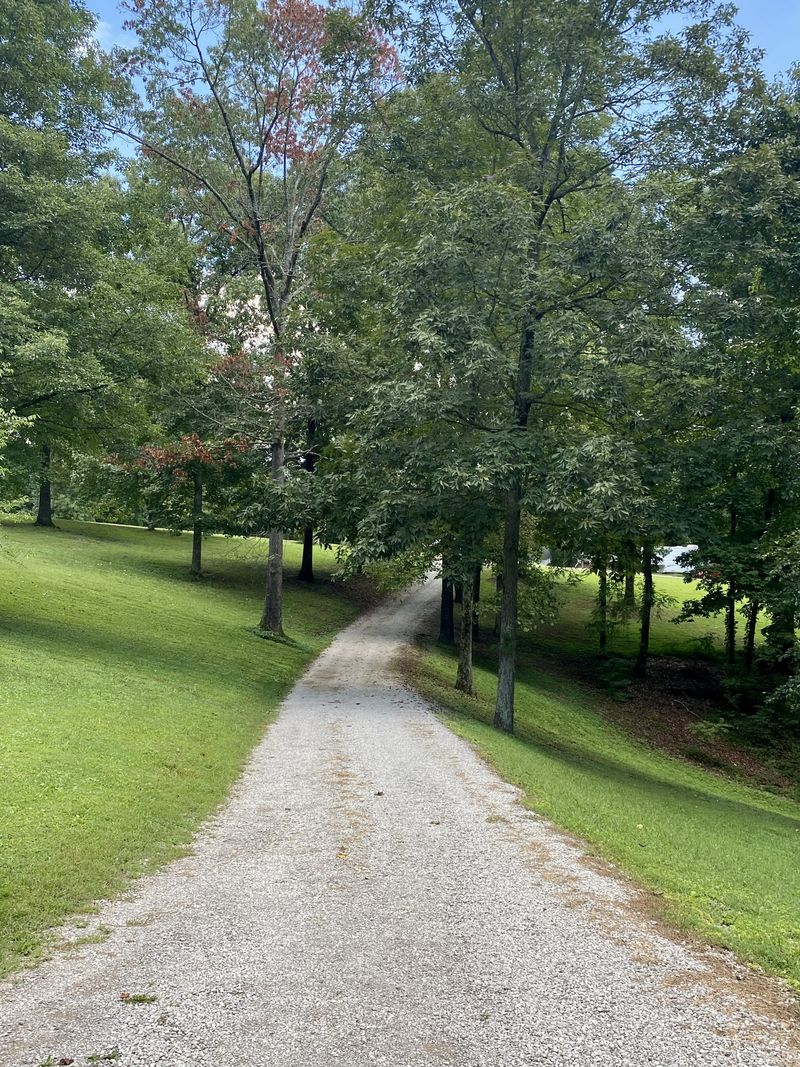 1962 Sugar Ridge Rd, Spring Hill, TN 37174