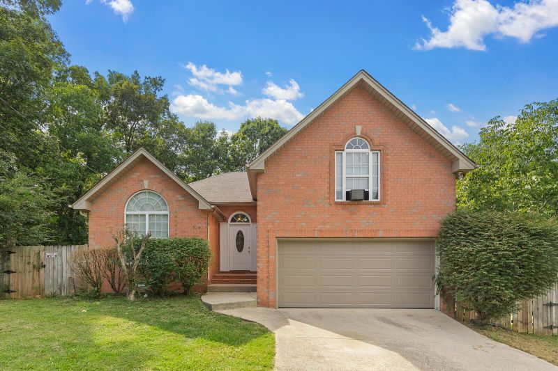 3040 Stone Bridge Rd, Antioch, TN 37013
