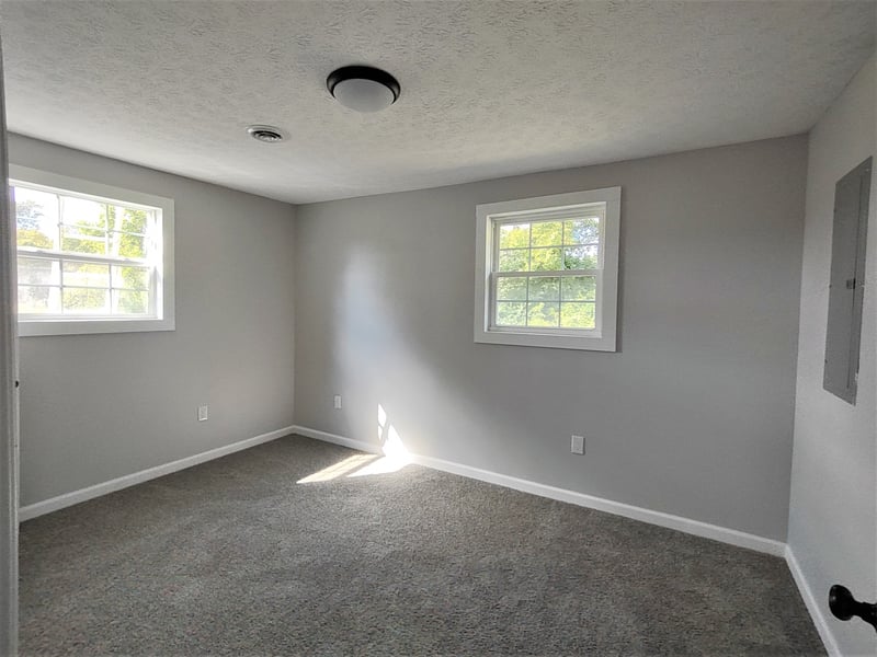 101 Chipman Rd, Bethpage, TN 37022