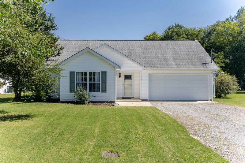 4209 Nandina Ct, Murfreesboro, TN 37129