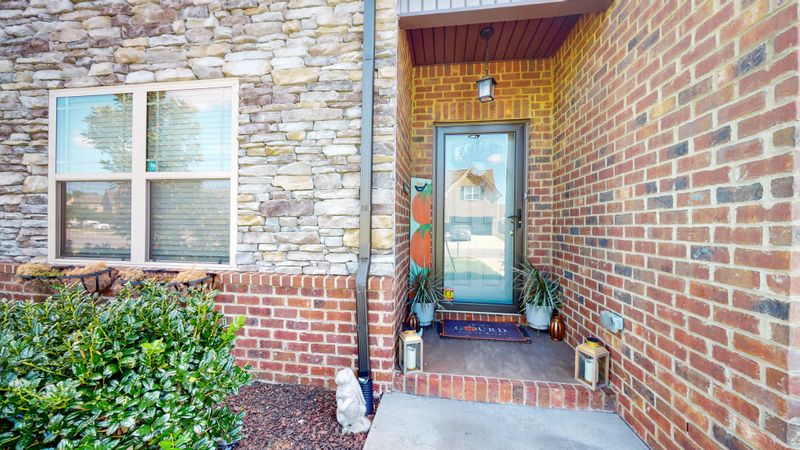 2047 Shafer Dr, Murfreesboro, TN 37128