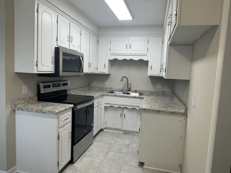 416 Circle Dr, Springfield, TN 37172