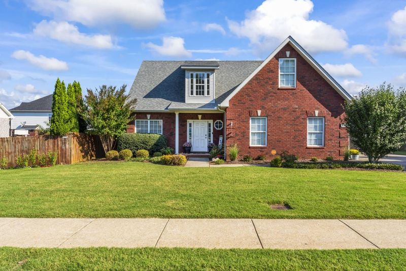 448 Titans Cir, Murfreesboro, TN 37127