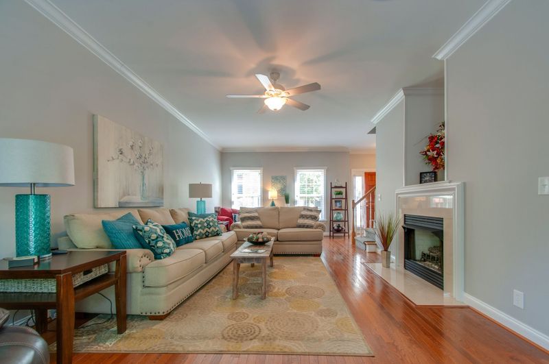 128 Sequoyah Ln, Nashville, TN 37221