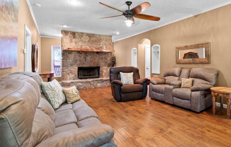 799 Old Chattanooga Valley Rd, Flintstone, GA 30725